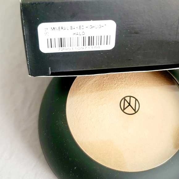 NEW! IL MAKIAGE Mineral Baked Highlighter in Halo 7.5 g - Picture 3 of 7